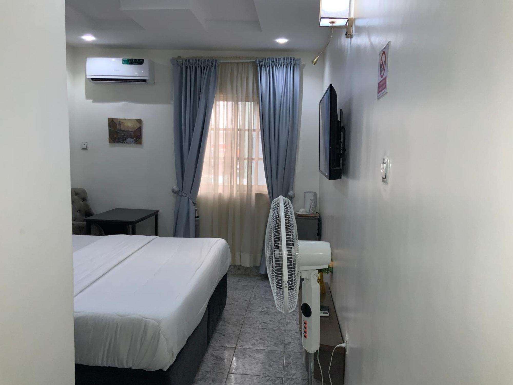 March Forte 3 Bedroom Apartment Ikeja Exteriör bild