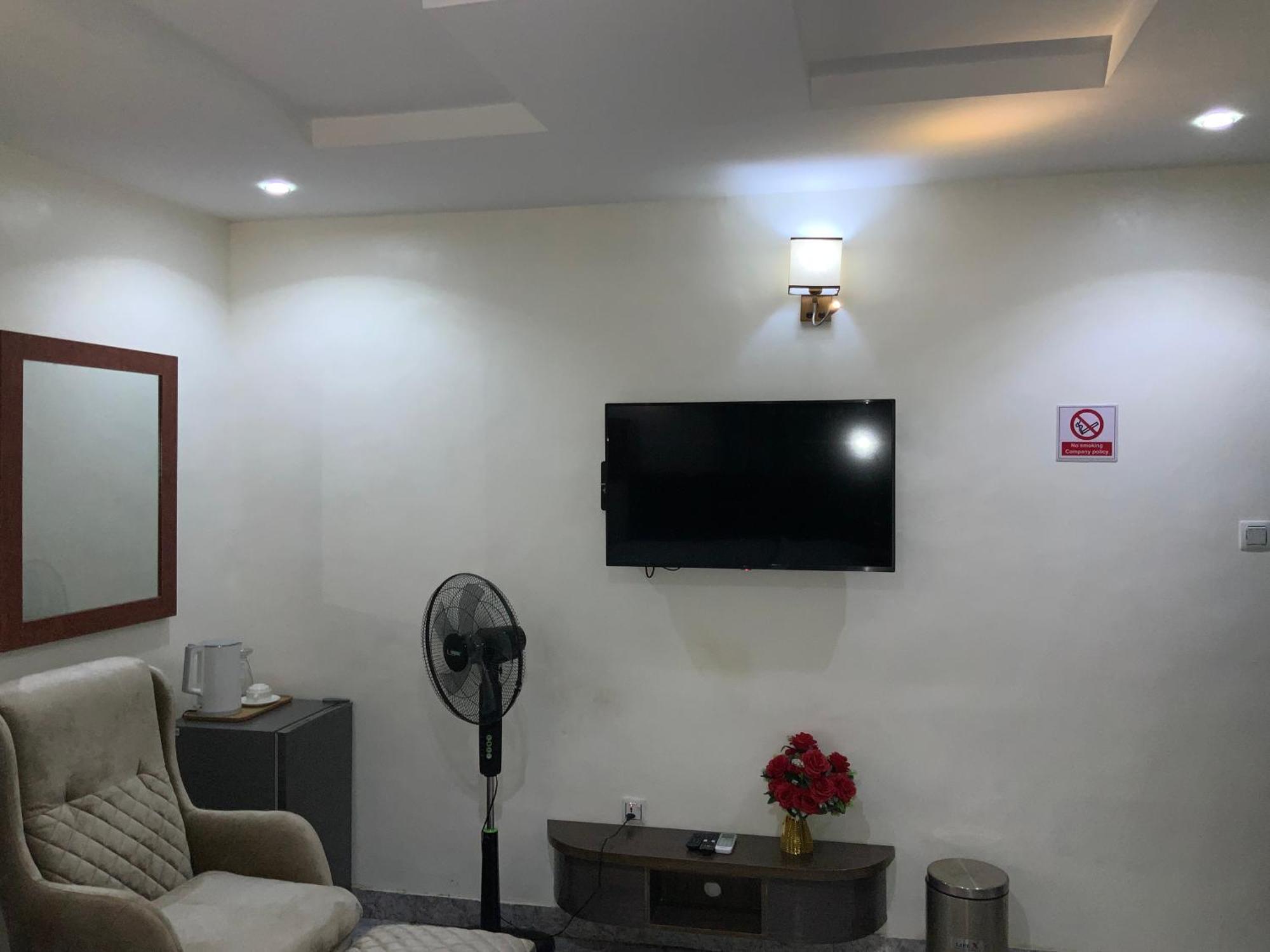 March Forte 3 Bedroom Apartment Ikeja Exteriör bild