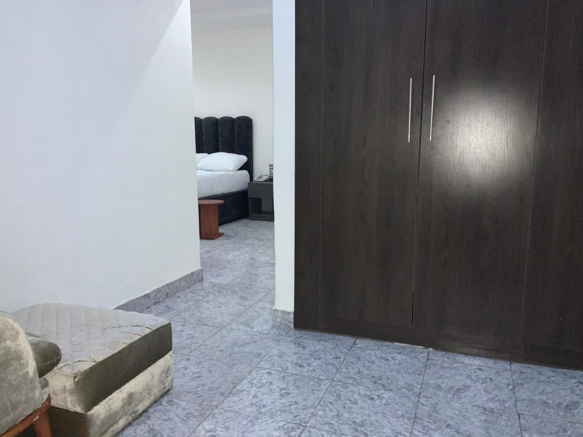 March Forte 3 Bedroom Apartment Ikeja Exteriör bild