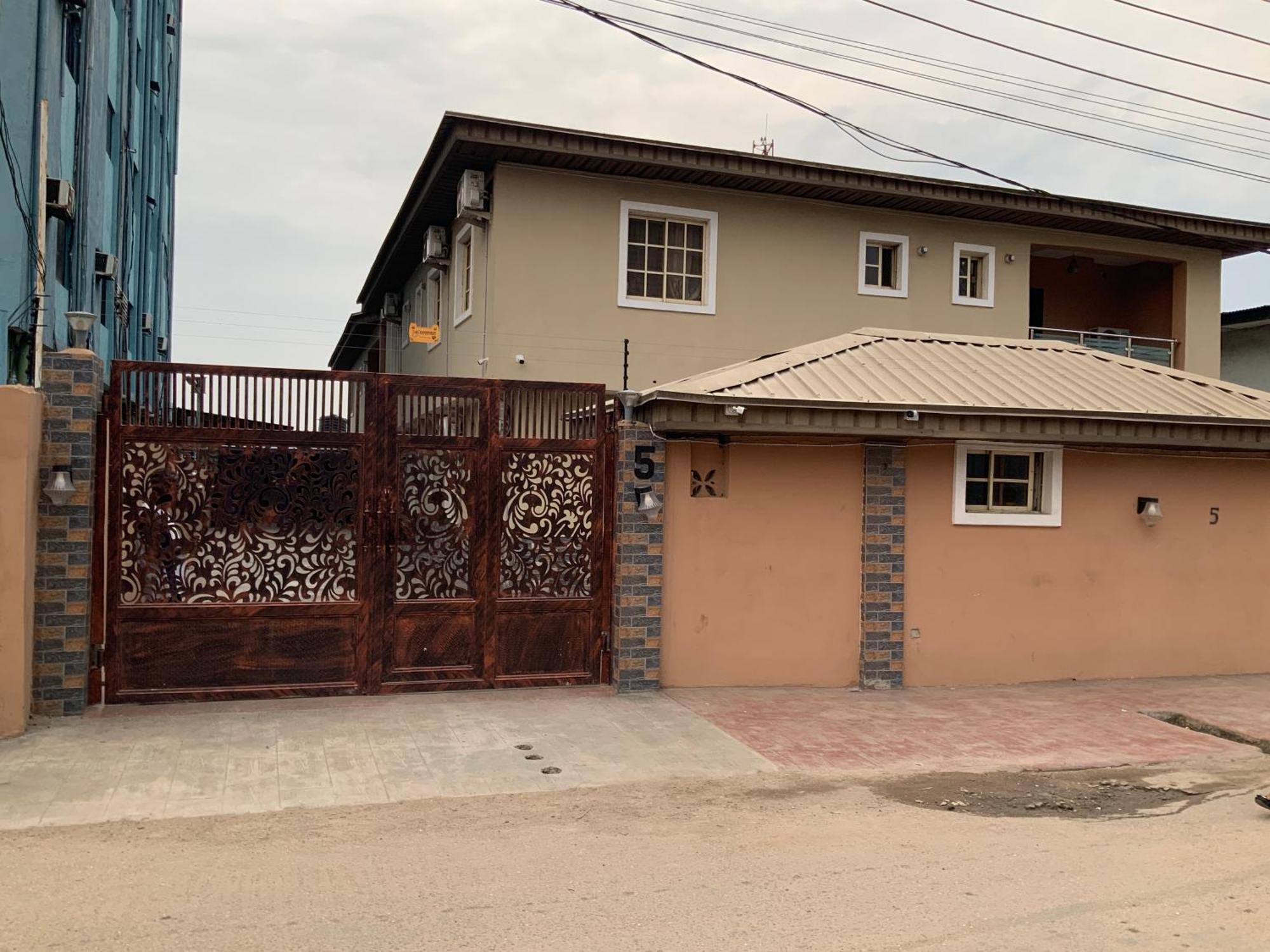 March Forte 3 Bedroom Apartment Ikeja Exteriör bild