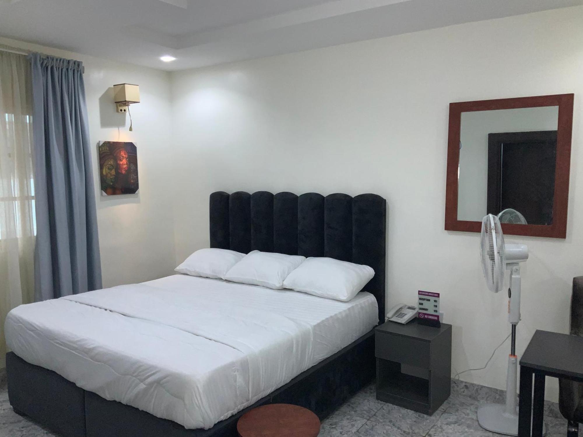 March Forte 3 Bedroom Apartment Ikeja Exteriör bild