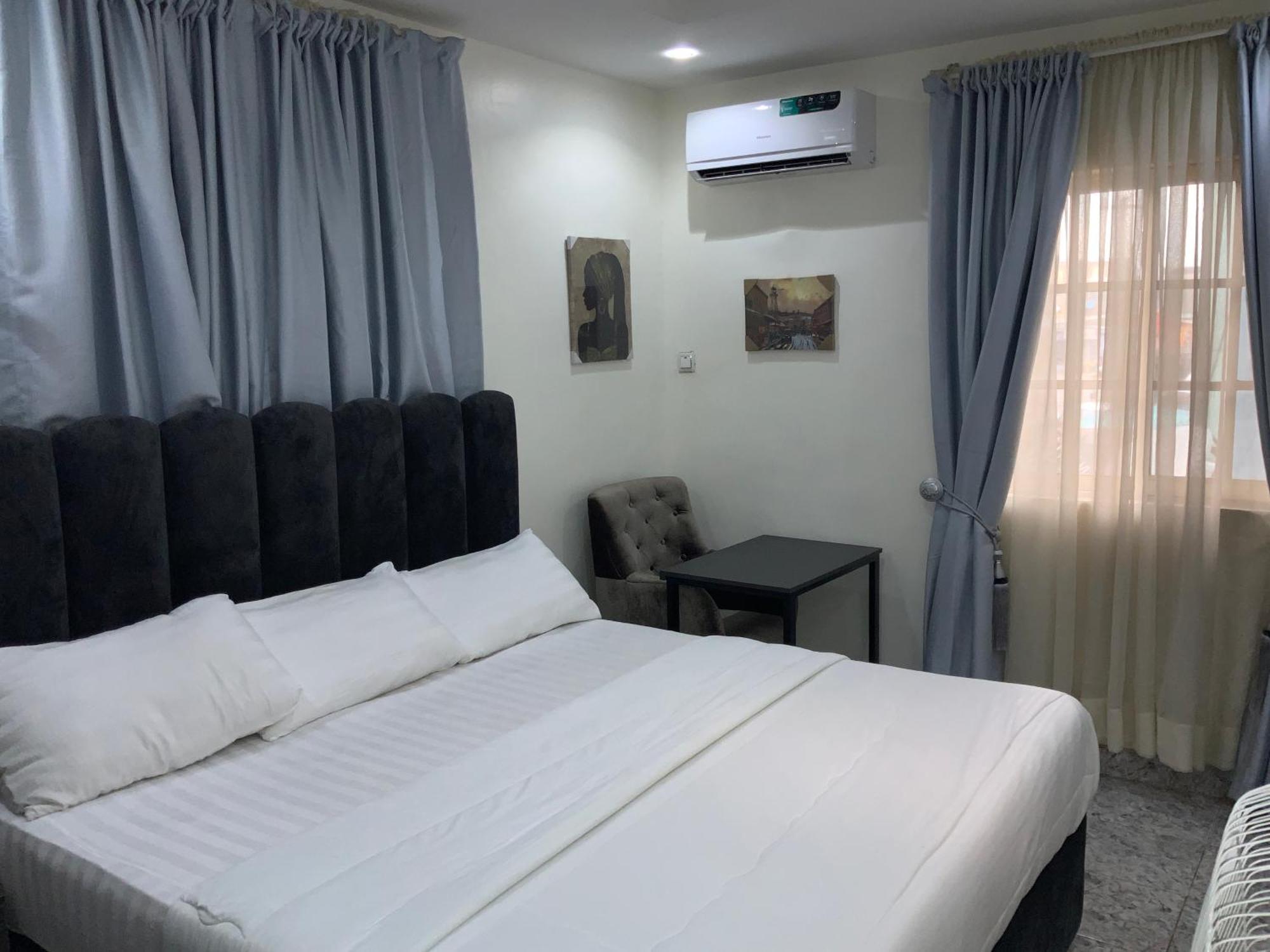 March Forte 3 Bedroom Apartment Ikeja Exteriör bild